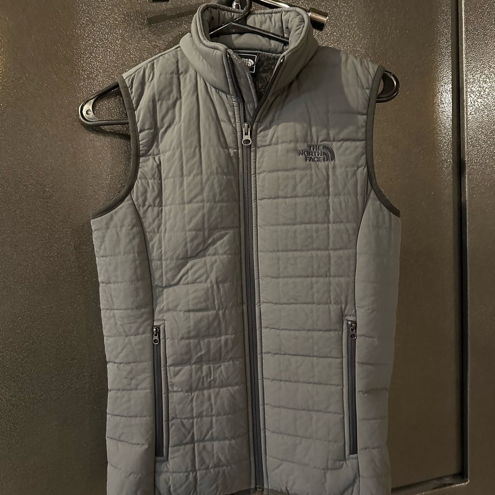 Northface Vest in good used condition!